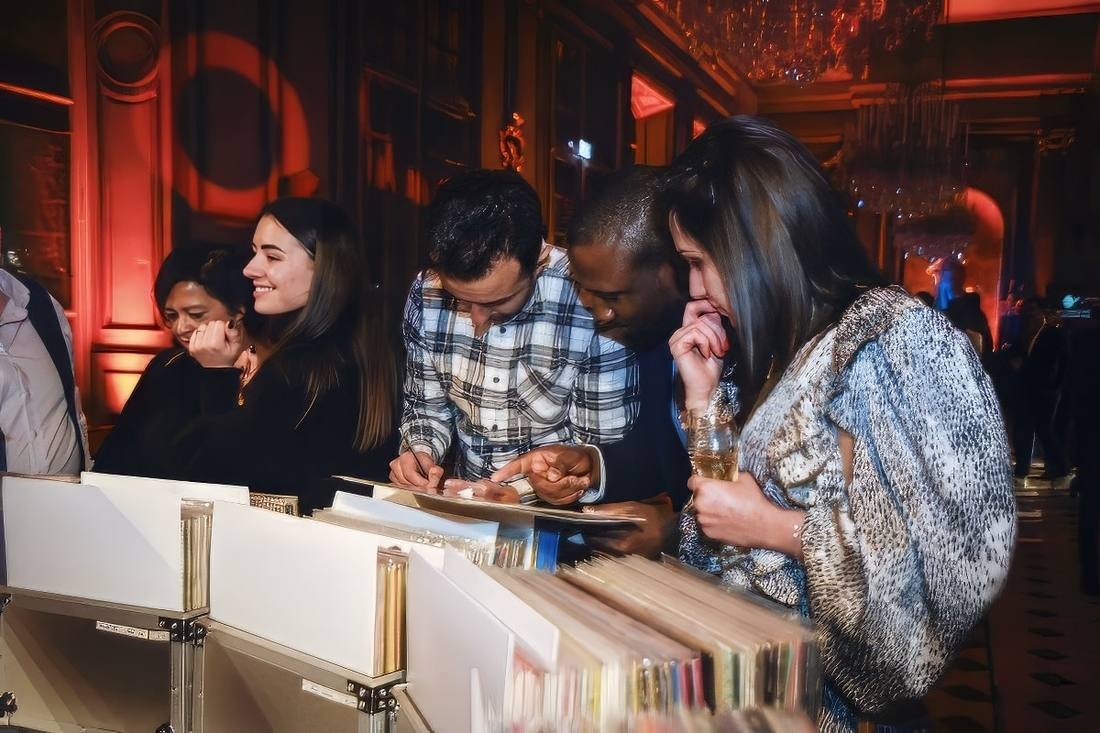 Bar à Vinyles soirée Rouen — Universal DJ